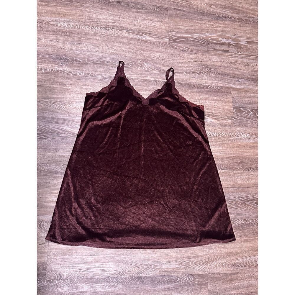 Avenue body velvet velour gown nightie slip chemise 22/24